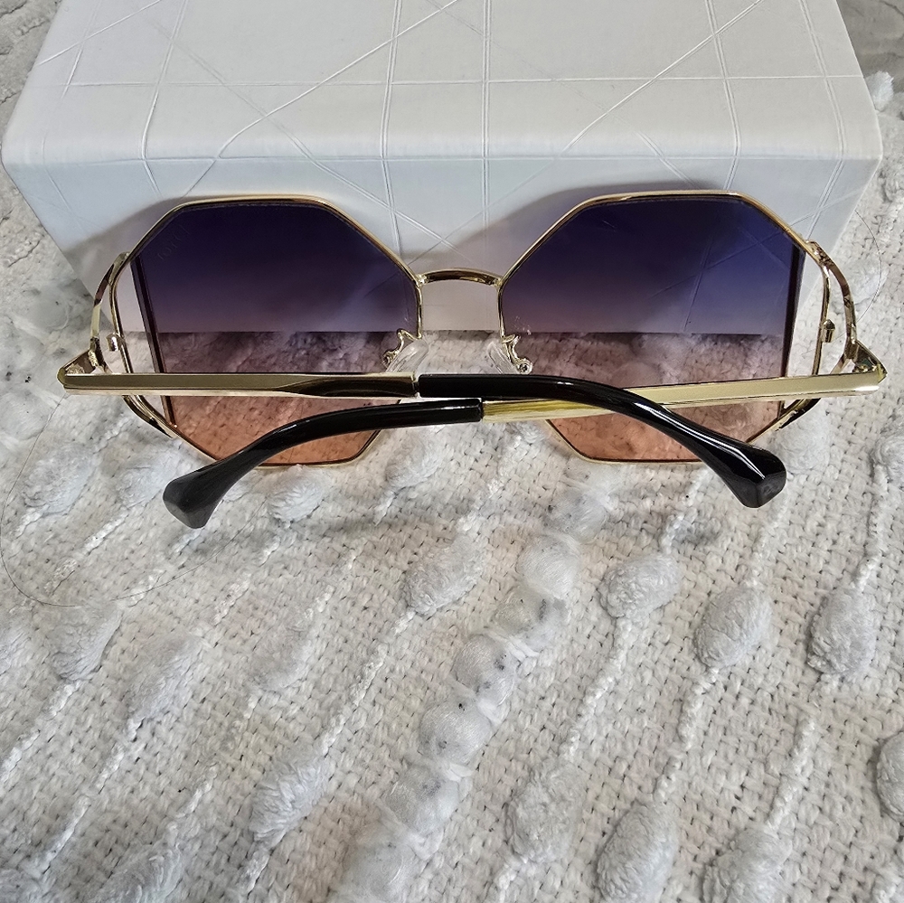 New Gradient Hexagonal Sunglasses - Picture 2 of 4